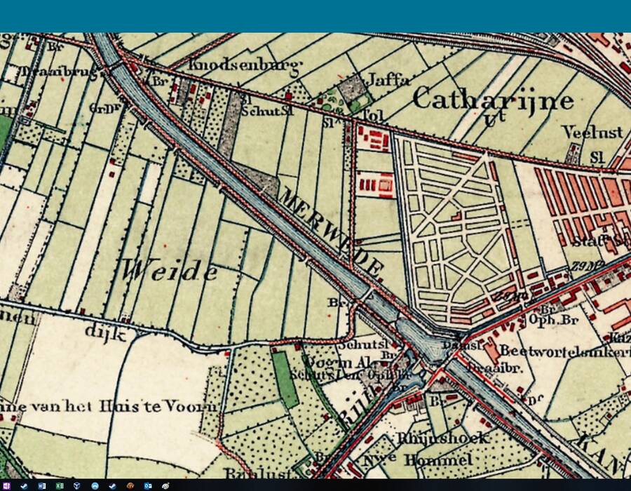 1902